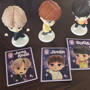 K-Pop Inspired Chibi Figure Toy Set - Beige, Brown, Black